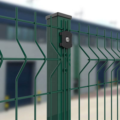 Pvc kaplı 3d kaynaklı tel çit Eğri Metal Bahçe Çit 2,3m*3m