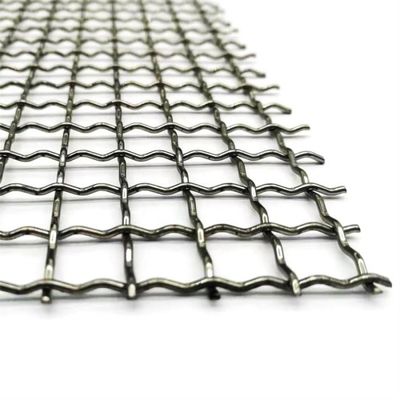 Genişliği 0.5m-2m Galvanizli Kırılmış Tel Ağı titreşimli Dalgalanma pas geçirmez