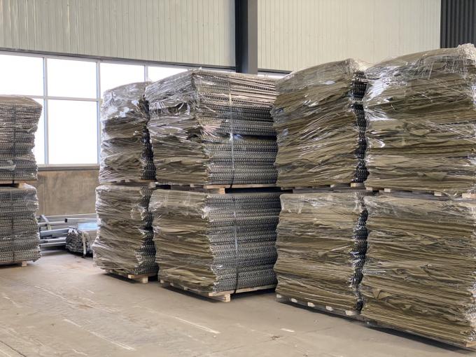 Ağır G&uuml;&ccedil;l&uuml; Mil1 Mil7 Hesco Bastion Barrier Kum Torbaları Altgen Delik 7