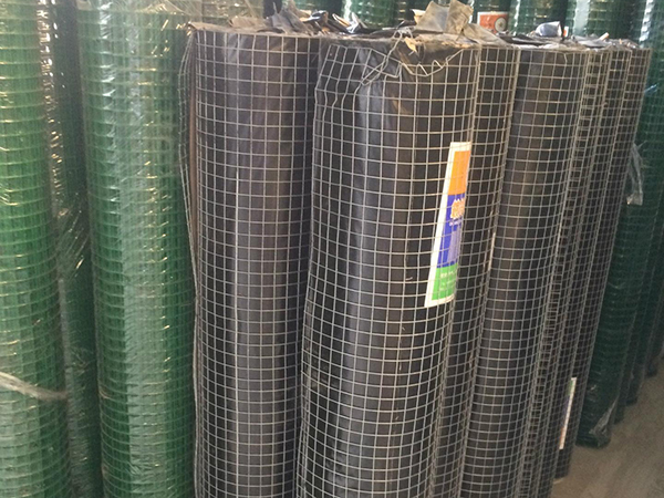 5-50m Uzunluk BWG12 Tavşan Kafesleri i&ccedil;in PVC Kaynaklı Tel Ağı Ruloları Tavuk Kul&uuml;b&uuml; 5